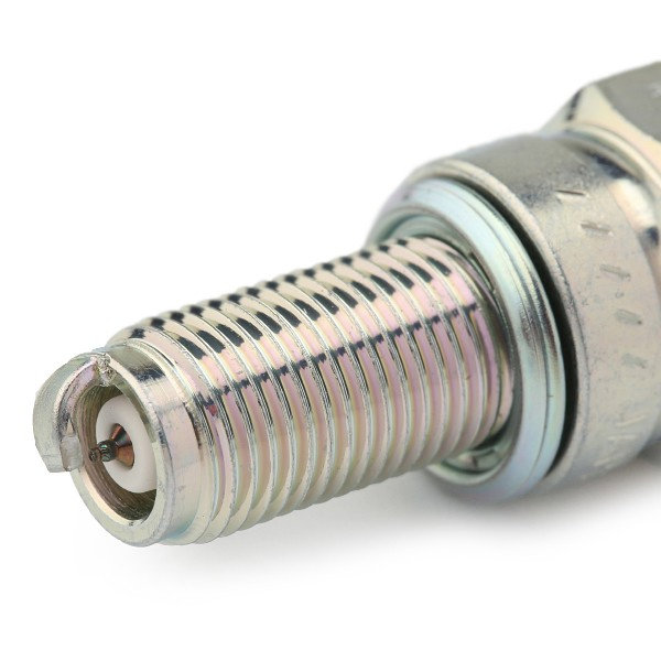 Świeca zapłonowa Yamaha 947010041000 cena, od 7,78 USD