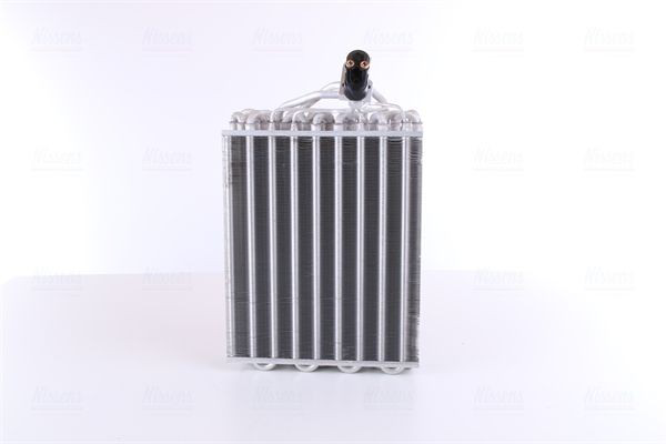 Parownik klimatyzacji Nissens 92135 cena, od 41,38 USD