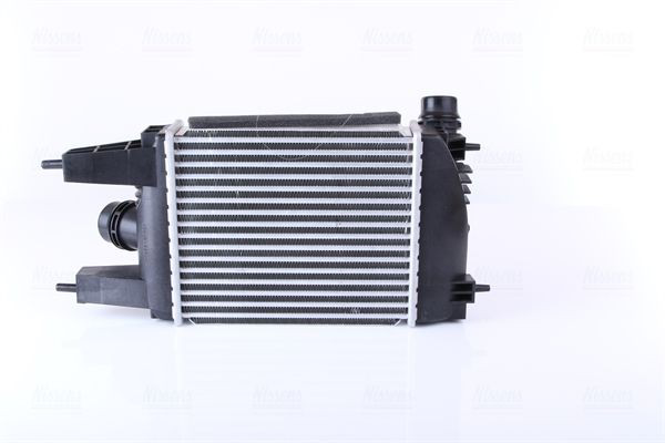 Chłodnica intercoolera Nissens 96153 cena, od 146,47 USD