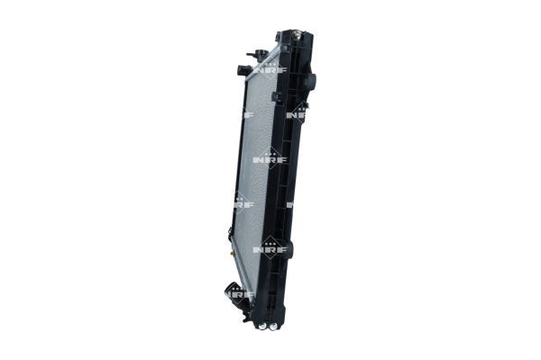 Chłodnica silnika Toyota Land Cruiser SUV (J200) (2007 - 2021) cena, od 267,03 USD