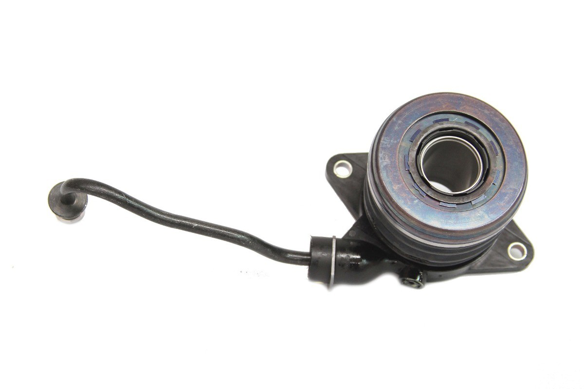 Cylinder roboczy sprzęgła (wysprzęglik) w komplecie z łożyskiem wyciskowym 1666660380 Peugeot/Citroen