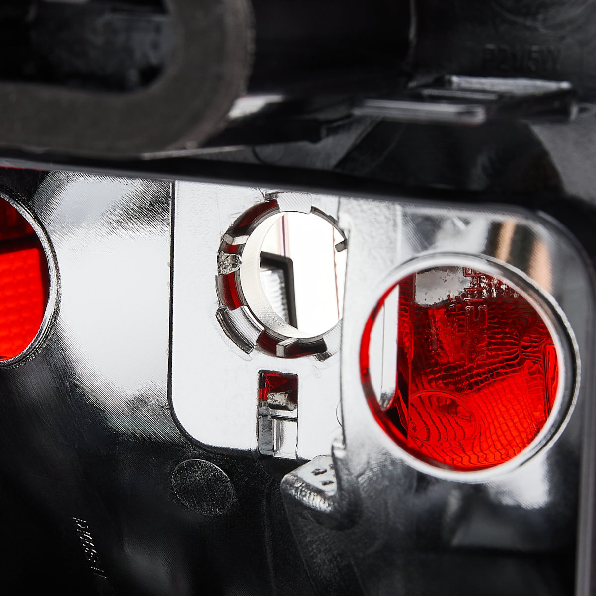 Lampa zespolona tylna lewa AND 30945111 cena, od 140,77 USD