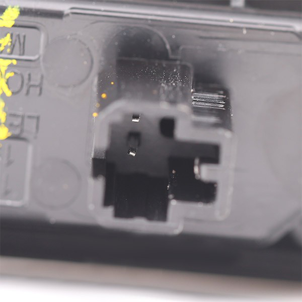 Do koszyka Lampa oświetlenia tylnej tablicy rejestracyjnej Volkswagen Transporter T6 SGA, SGH, SHA, SHH