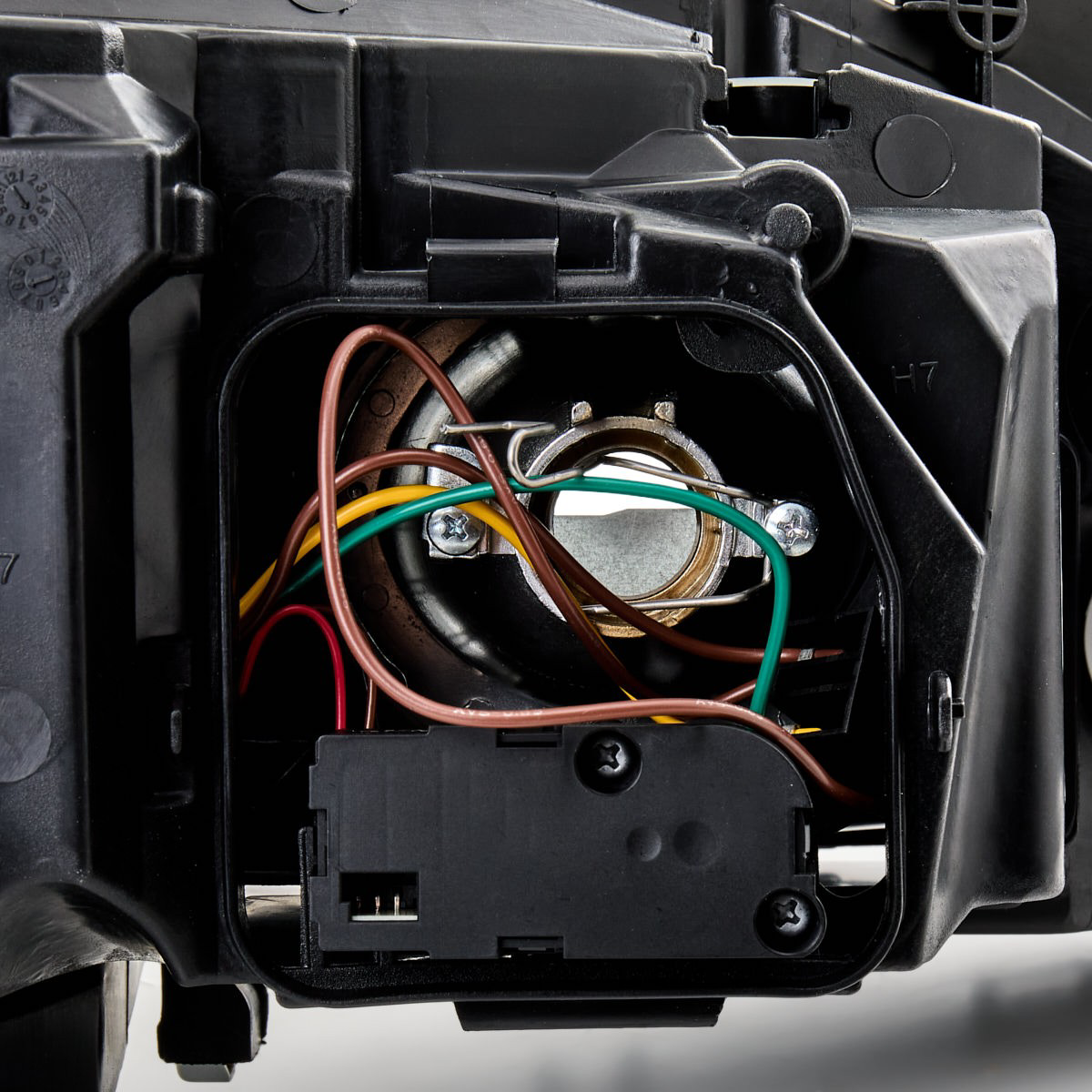 Reflektor lewy General Motors 1216293 cena, od 49,37 USD