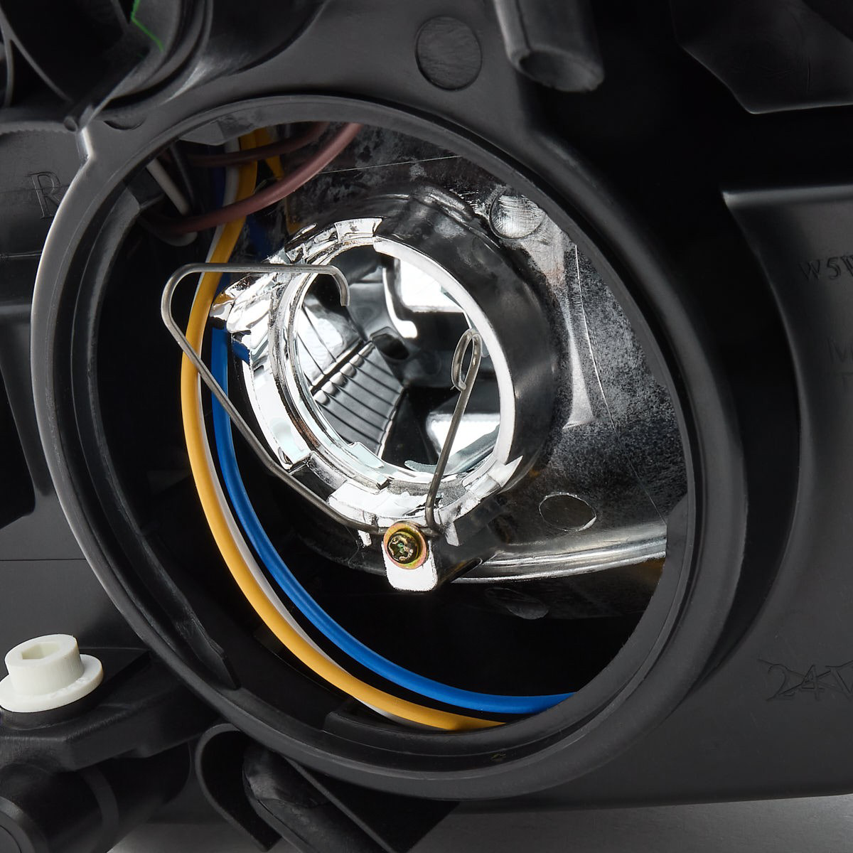 Reflektor prawy Peugeot Partner I minivan (5F) (1996 - 2008) cena, od 104,49 USD