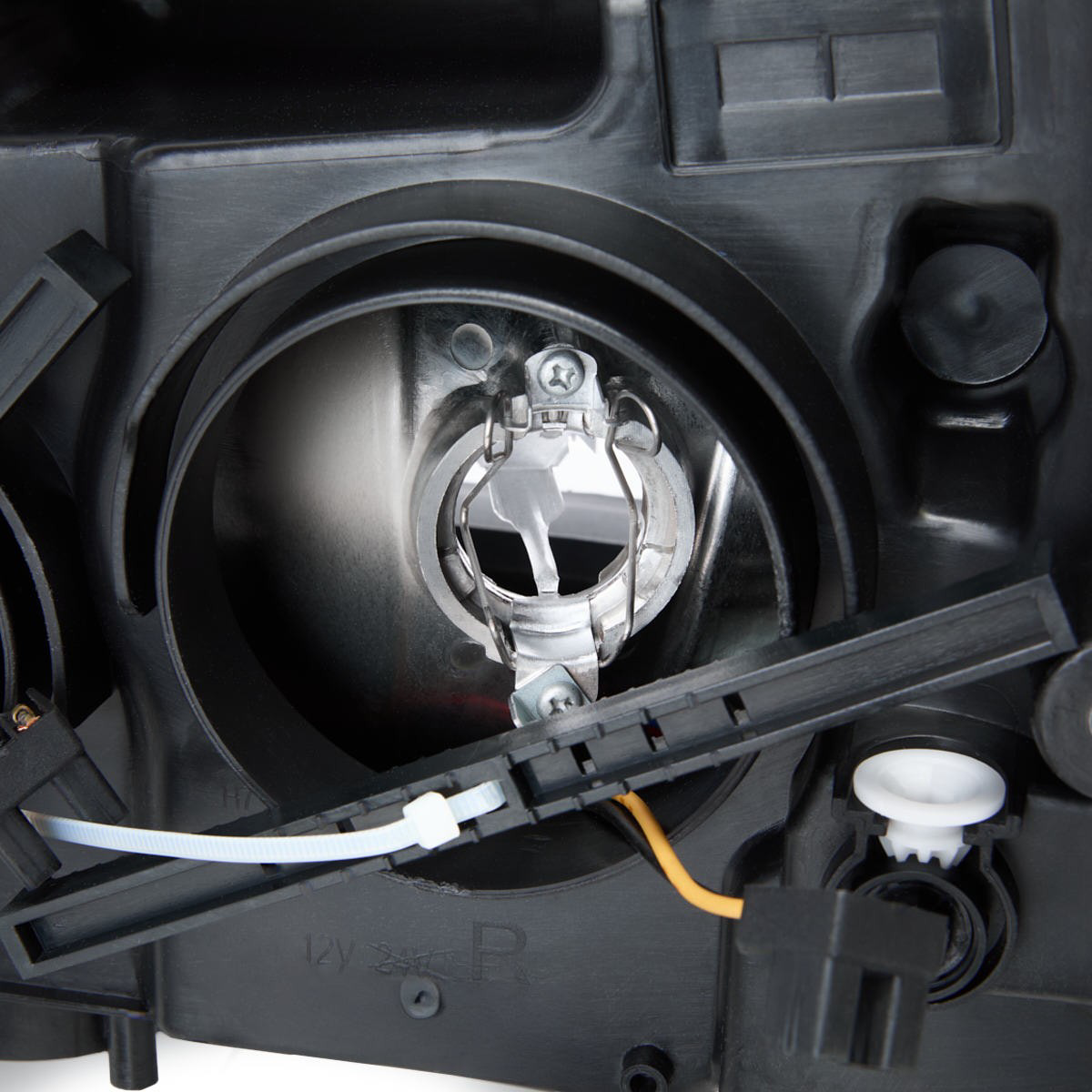 LPP821 Magneti Marelli Reflektor prawy