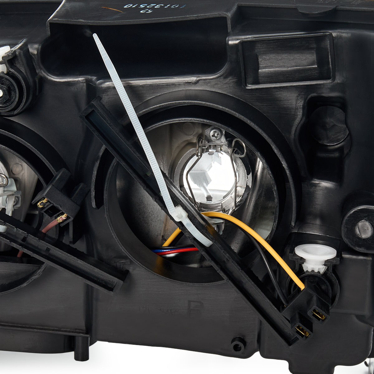 Reflektor prawy Fiat/Alfa/Lancia 1392604080 cena, od 154,93 USD