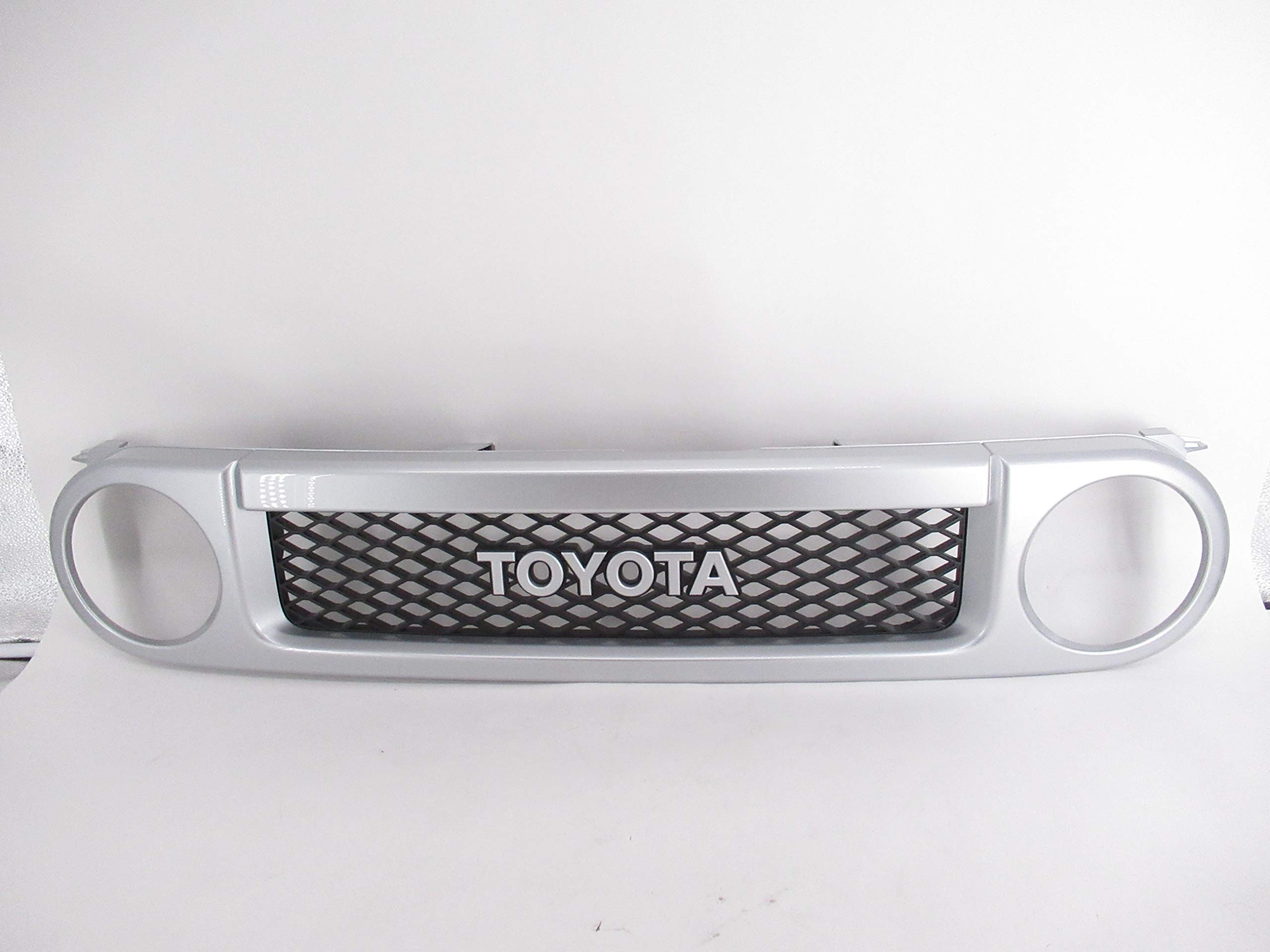 Kupić Atrapa chłodnicy Toyota Fj Cruiser  GSJ1 w dobrej cenie