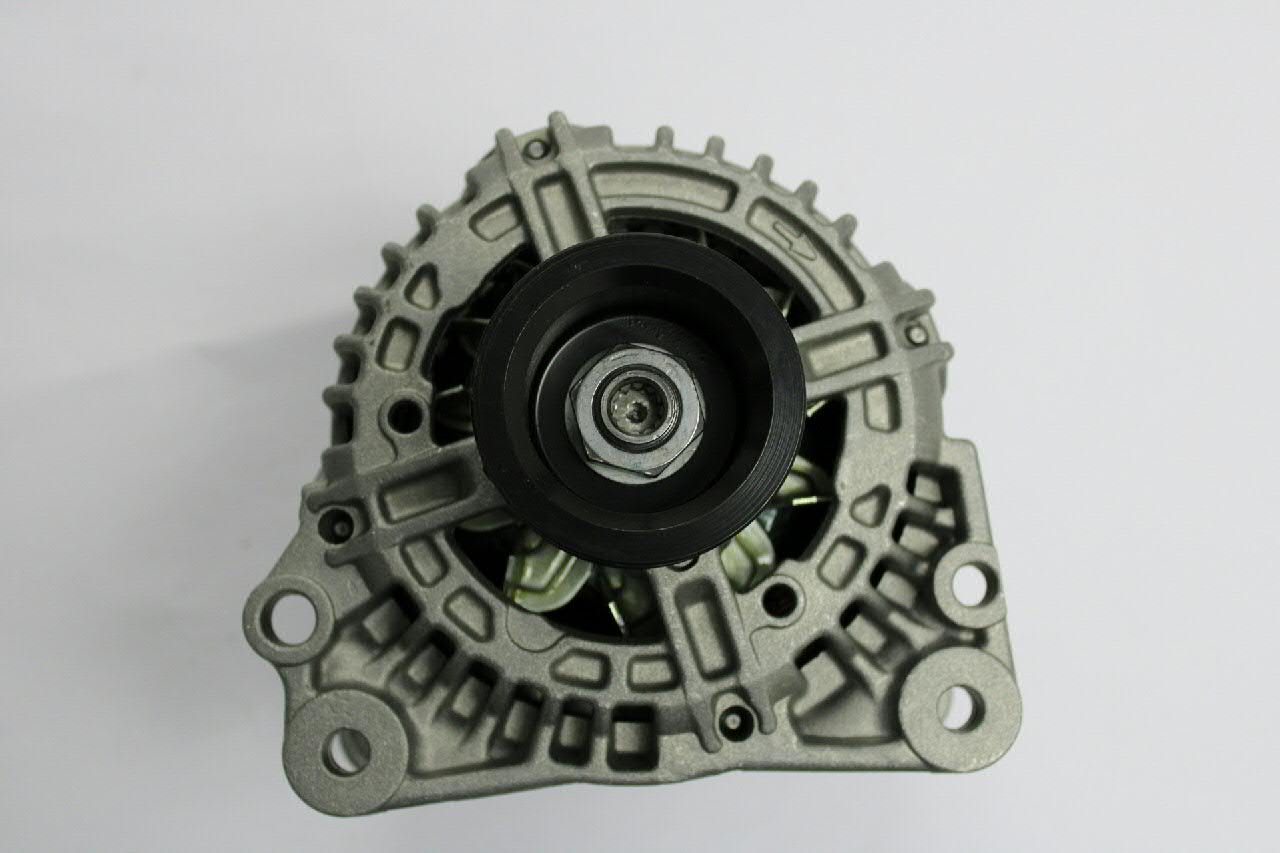 Do koszyka 028903028D VAG Alternator