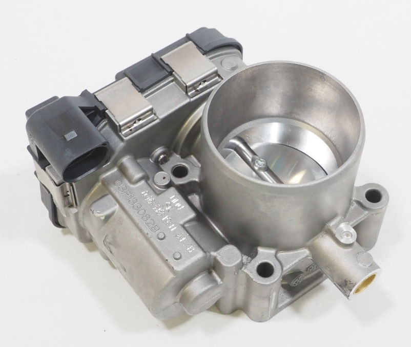 Przepustnica, komplet VAG 03F133062B cena, od 149,57 USD