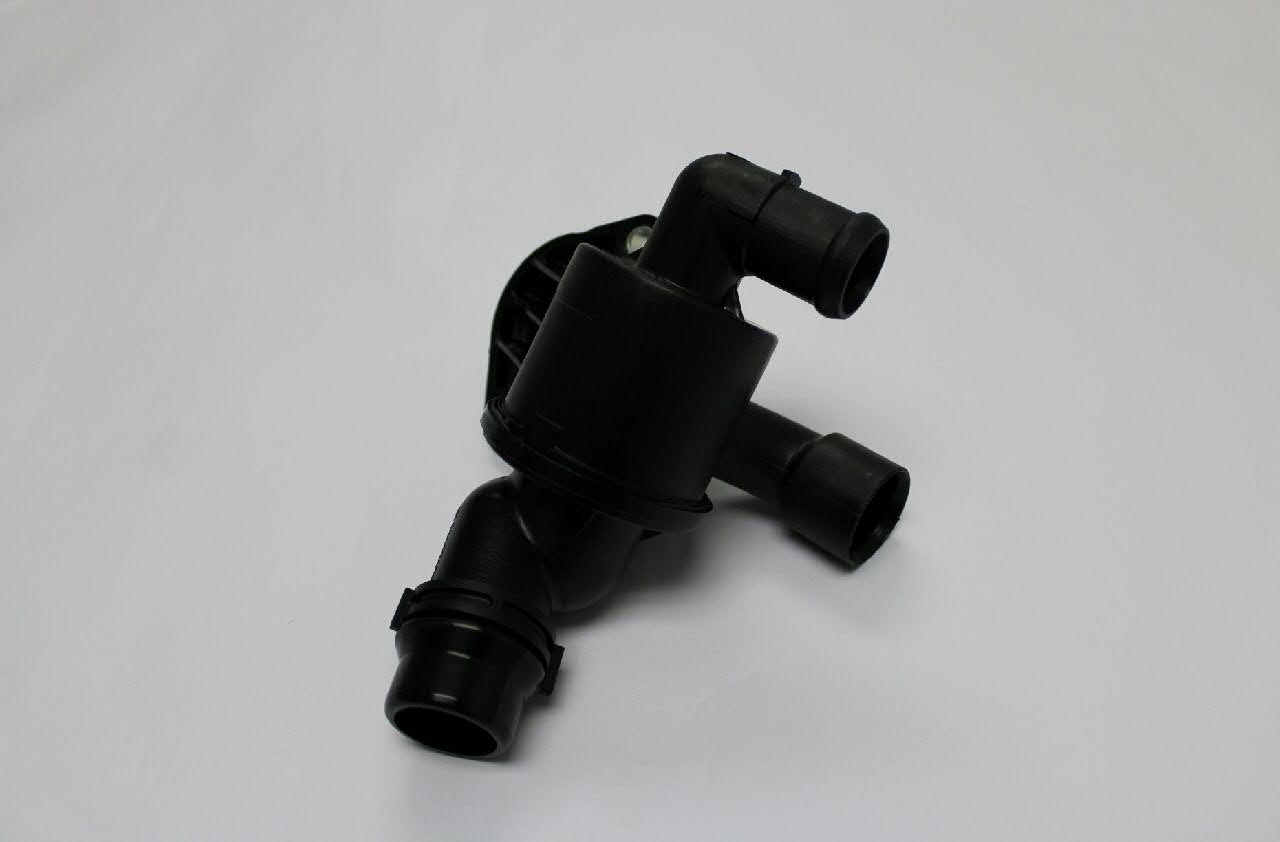 Obudowa termostatu 03L121111AD VAG