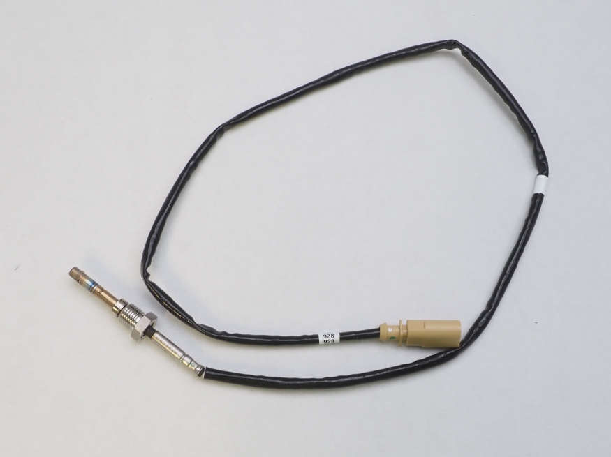 03L906088AT VAG Czujnik temperatury spalin po filtrze cząstek stałych