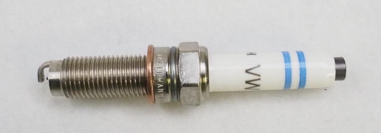 05E905612 VAG Świeca zapłonowa