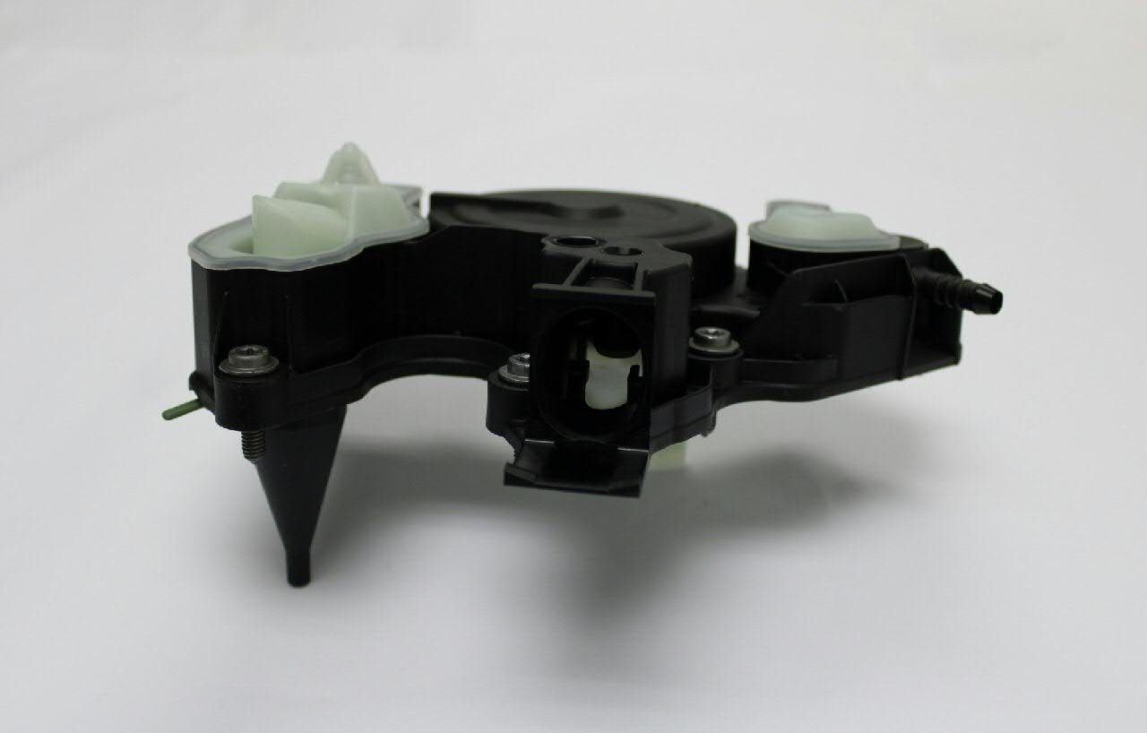 06K103495BM VAG Separator oleju układu wentylacji kadłuda (bloku silnika)