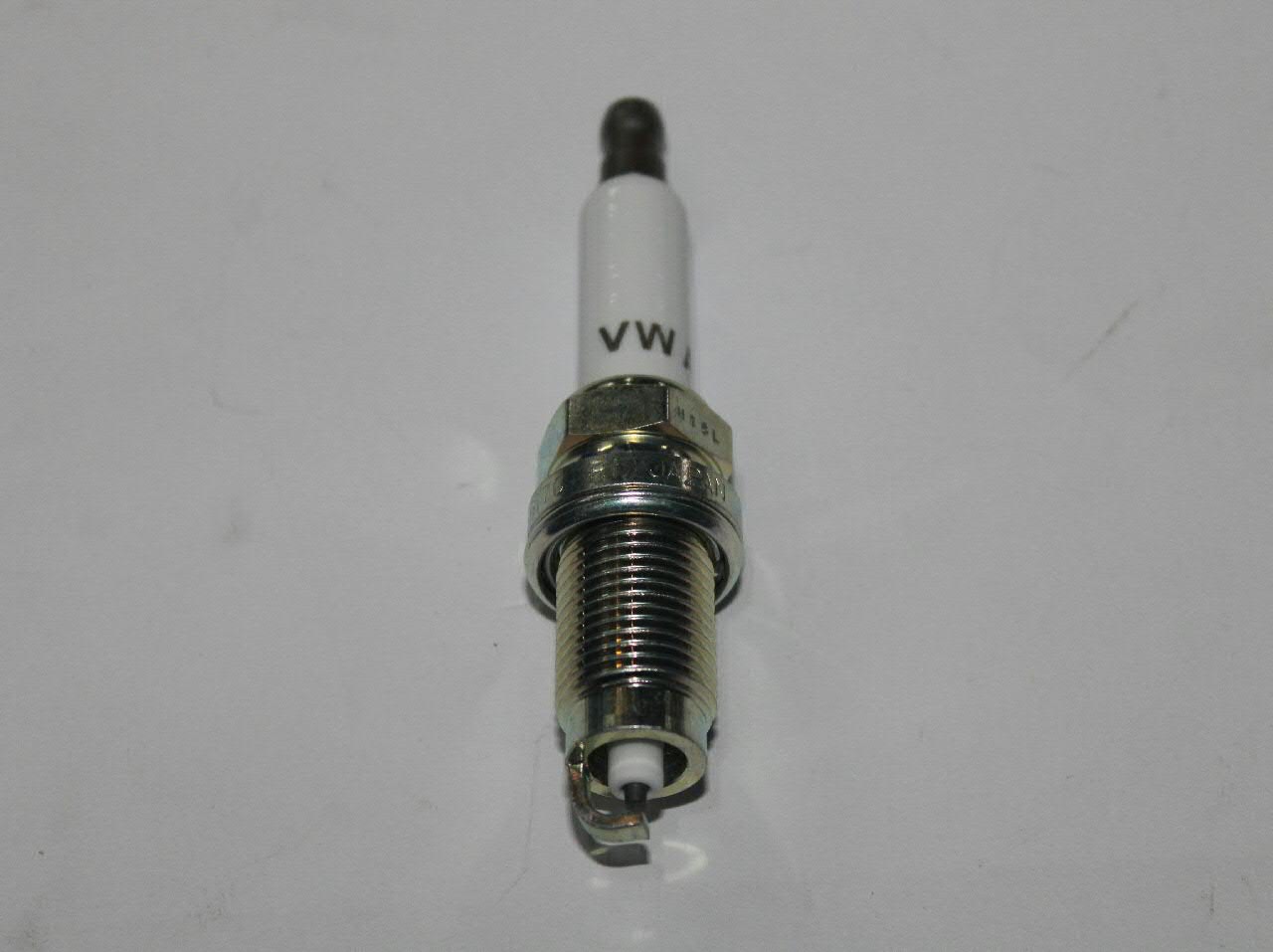 101905617C VAG Świeca zapłonowa