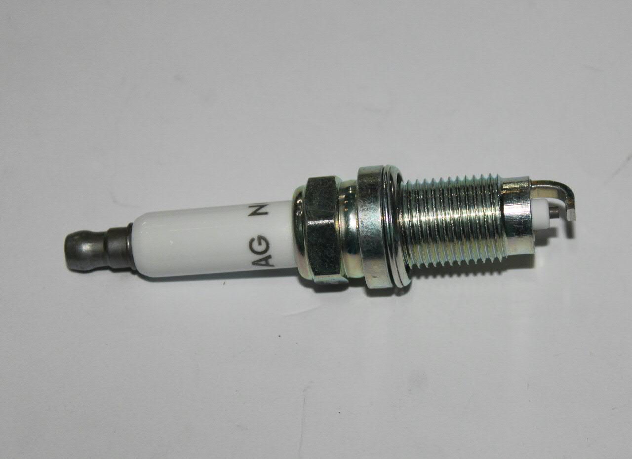 Świeca zapłonowa VAG 101905617C cena, od 8,11 USD