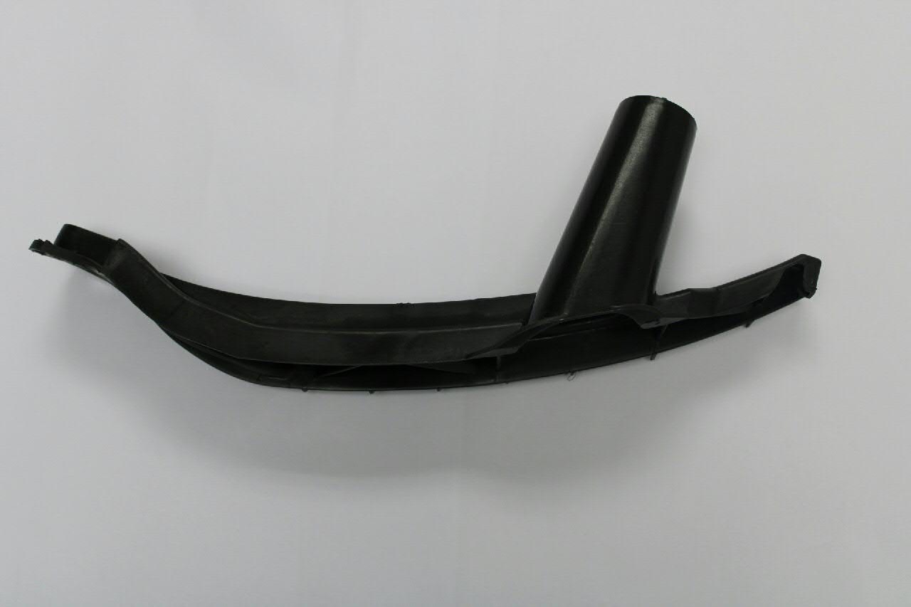 Wspornik zderzaka przedniego prawy VAG 1K0807890B cena, od 7,31 USD