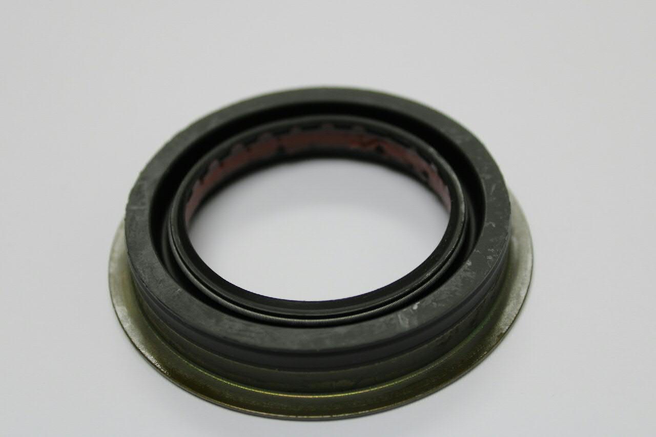 Uszczelniacz końcówki reduktora mostu tylnego VAG 2H0525345 cena, od 40,72 USD