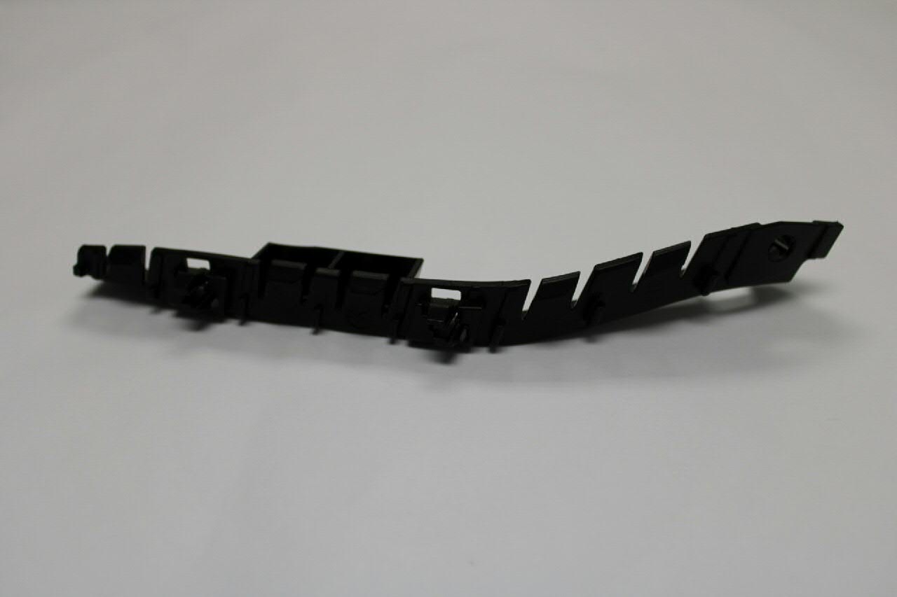 Wspornik zderzaka przedniego prawy VAG 2K5807184A cena, od 12,70 USD