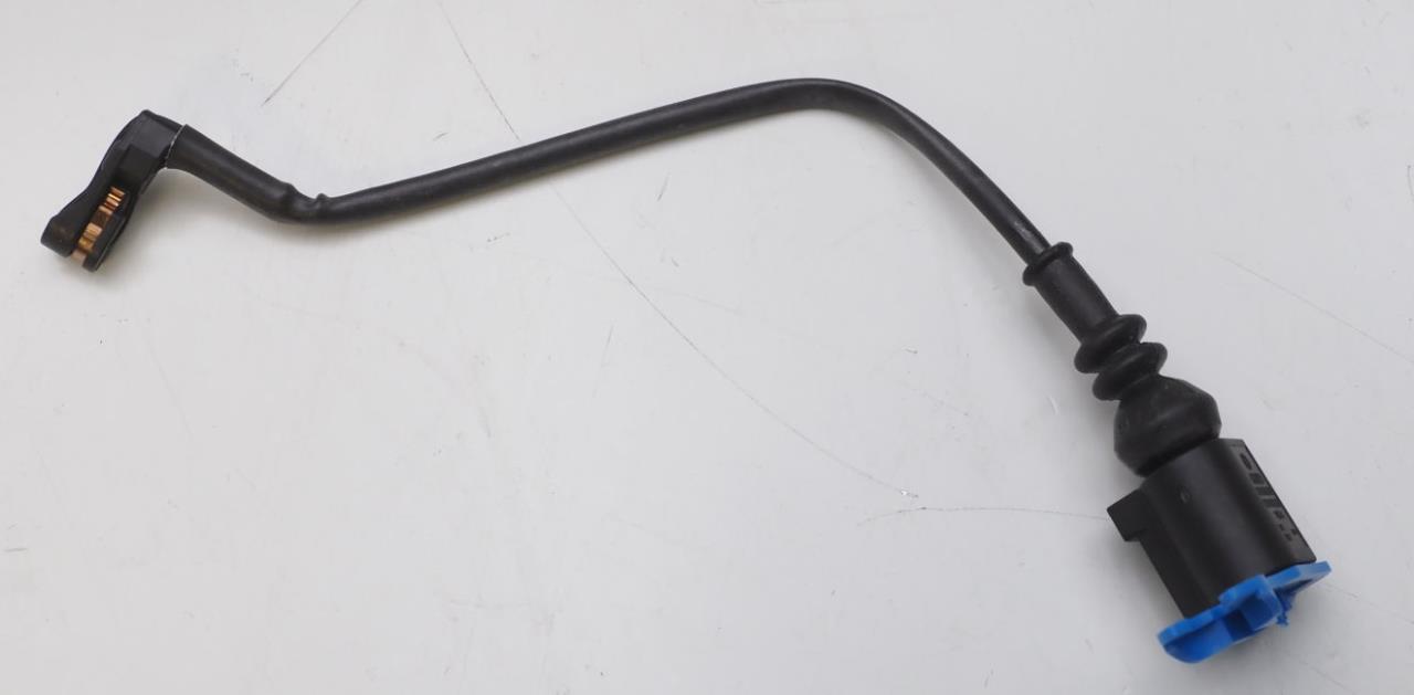 Czujnik zużycia klocków hamulcowych przedni VAG 2N0615437B cena, od 7,71 USD
