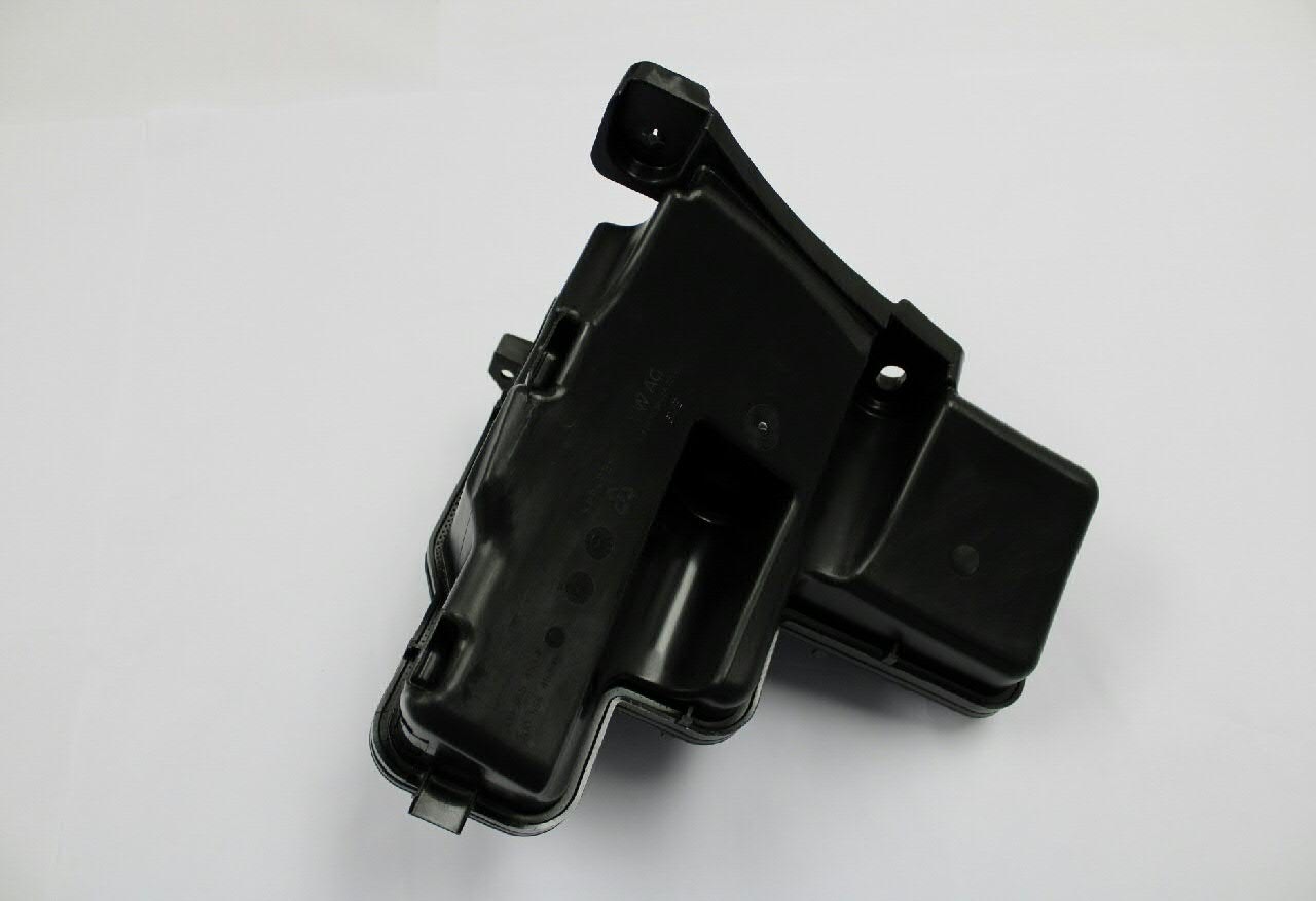 Zbiorniczek spryskiwacza szyb VAG 2Q0955453G cena, od 66,00 USD