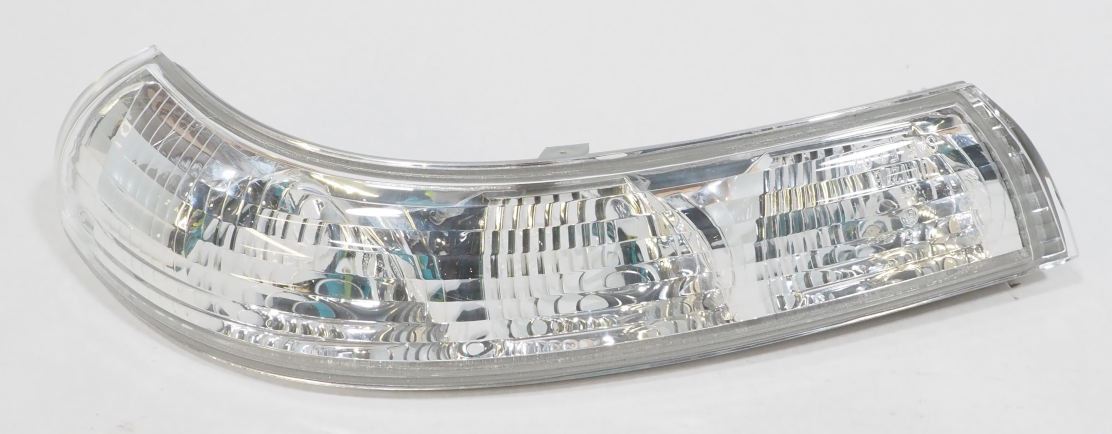 Kupić Kierunkowskaz lewy Volkswagen Phaeton I 3D1, 3D2, 3D3, 3D4, 3D6, 3D7, 3D8, 3D9 w dobrej cenie