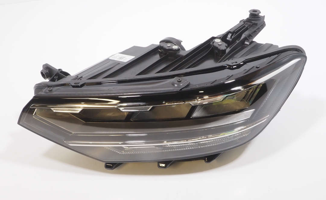 3G1941035Q VAG Reflektor lewy
