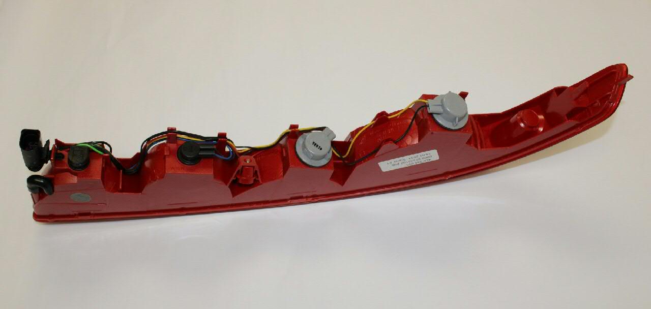 Lampa zespolona zderzaka tylnego lewa VAG 4L0945095 cena, od 98,01 USD