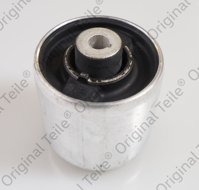 4M0407183B VAG Silentblock przedniego wahacza dolnego