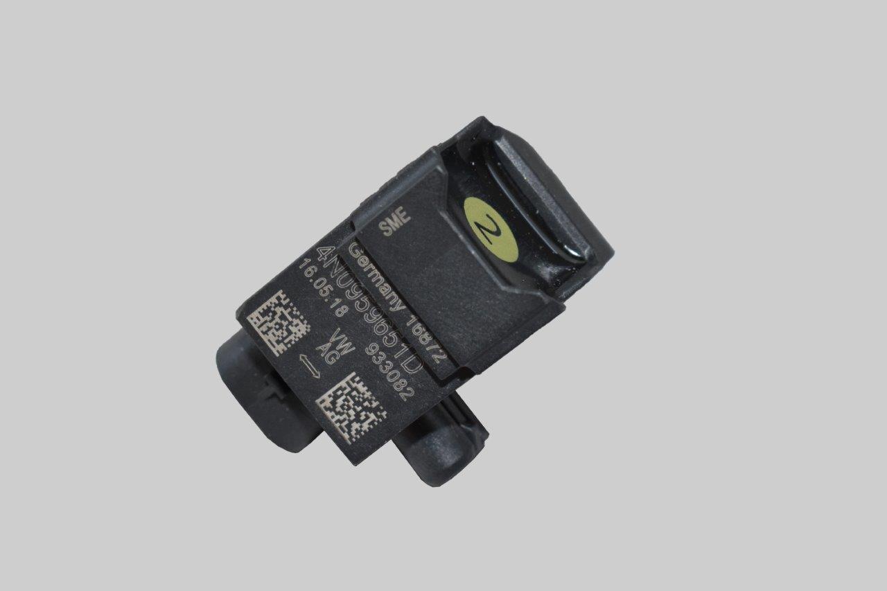 Czujnik AIRBAG przedni VAG 4N0959651D cena, od 124,29 USD