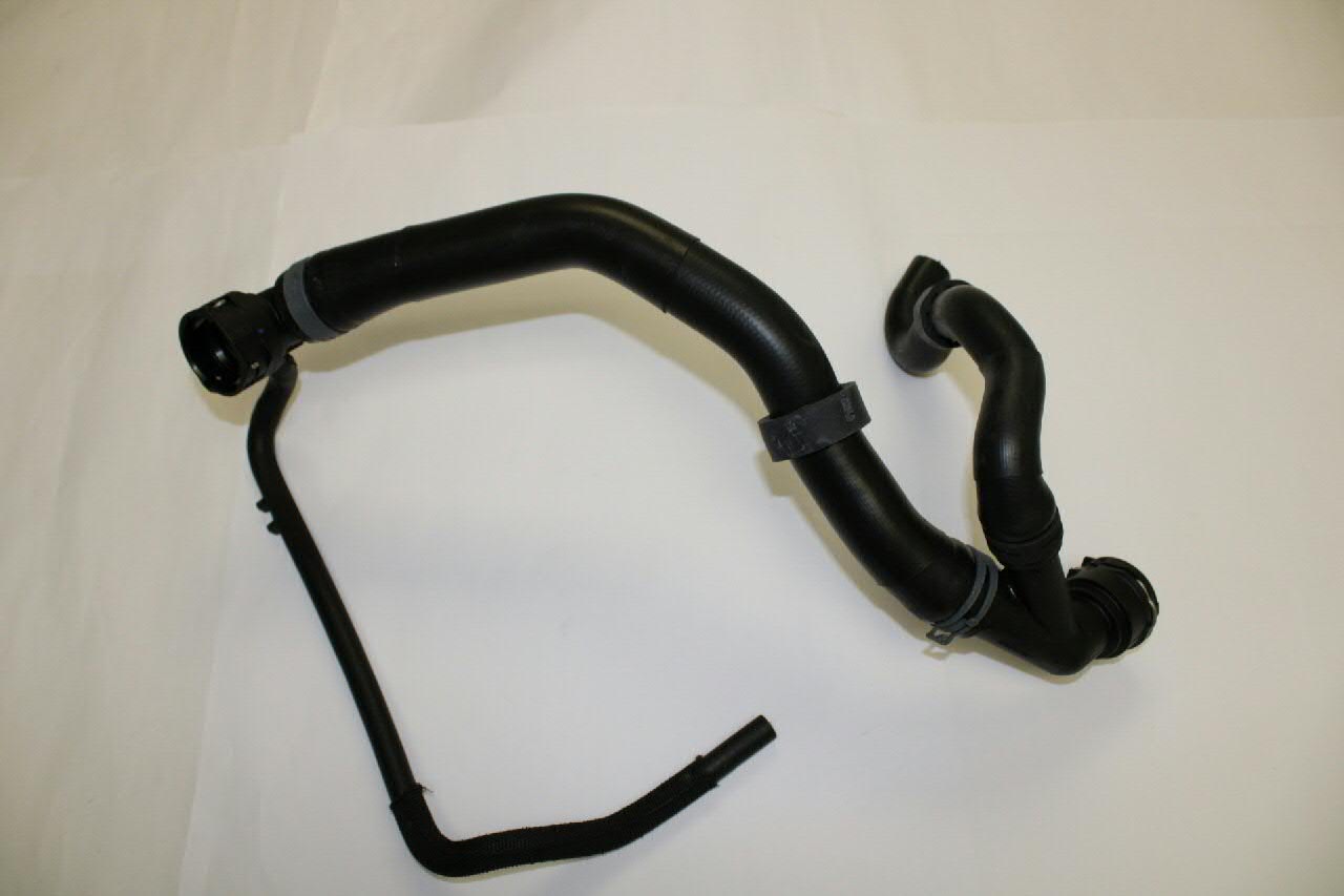 Przewód (króciec) chłodnicy górny VAG 5Q0122101EA cena, od 69,50 USD