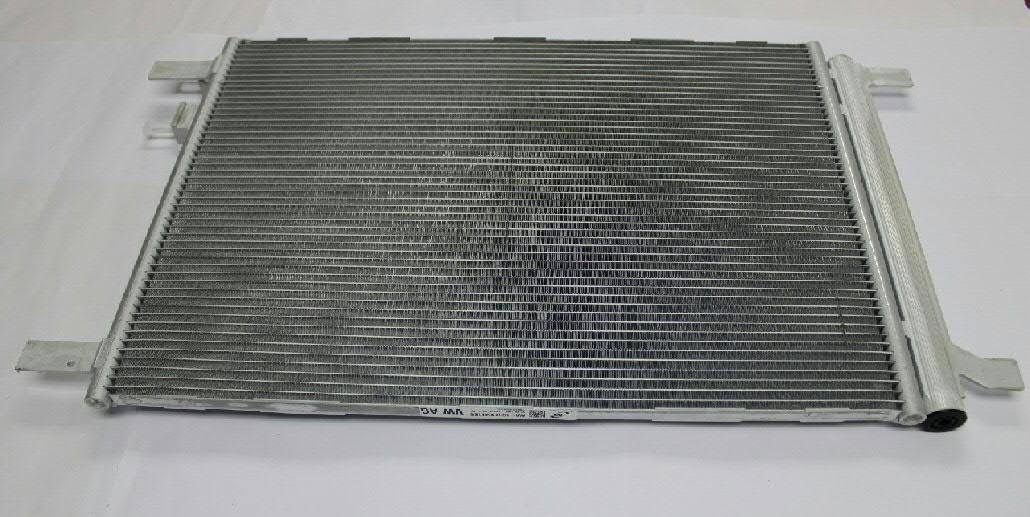 Chłodnica klimatyzacji VAG 5Q0816411AR cena, od 98,27 USD