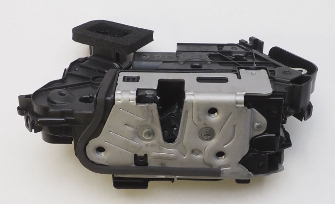 5TB837015D VAG Zamek drzwi przednich lewych