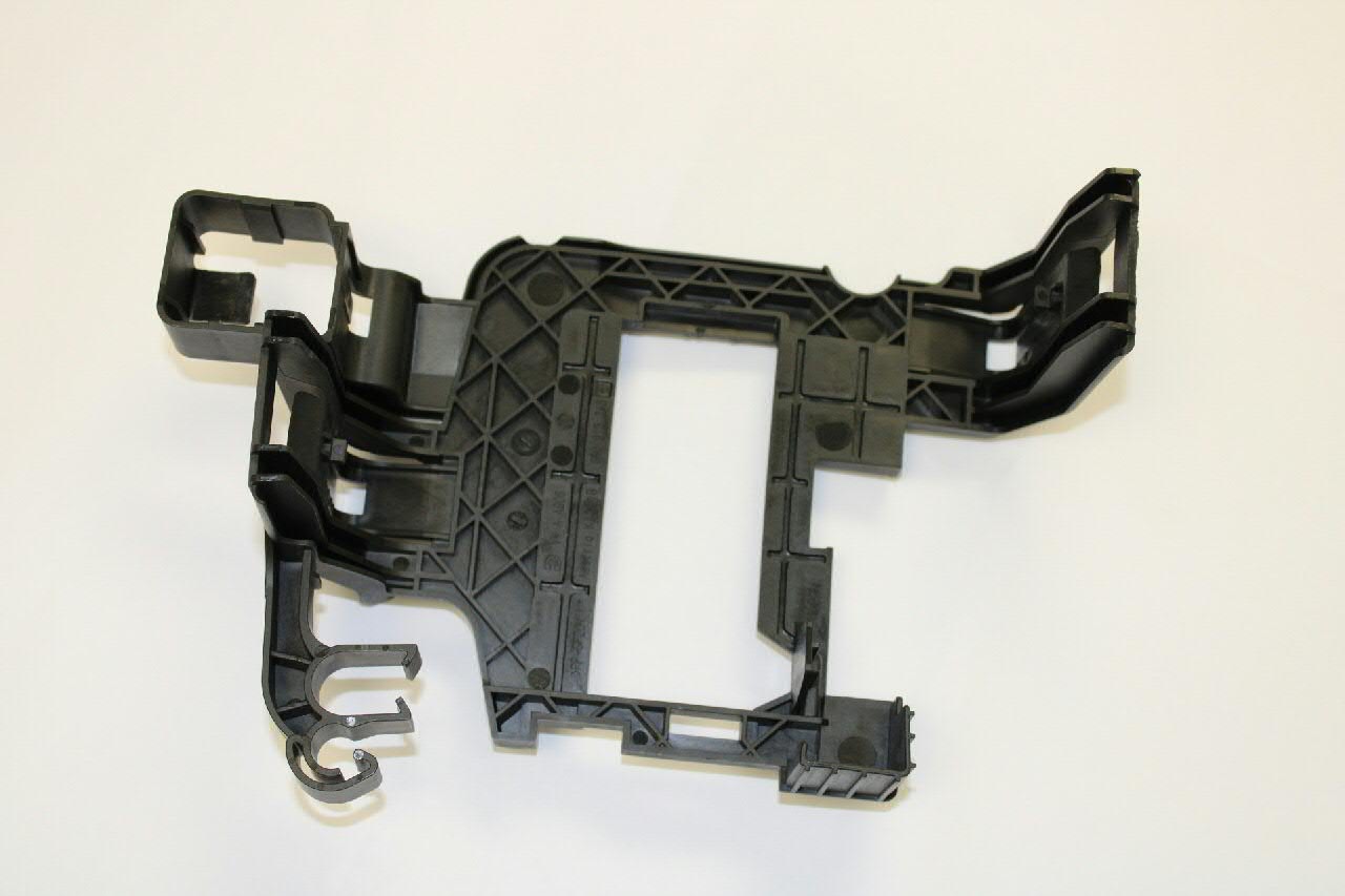Skrzynka bezpieczników Volkswagen Polo V hatchback (6R1, 6C1) (2009 - 2022) cena, od 66,40 USD
