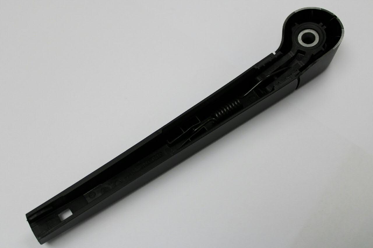 Ramię wycieraczki szyby tylnej VAG 6R6955707B cena, od 17,06 USD