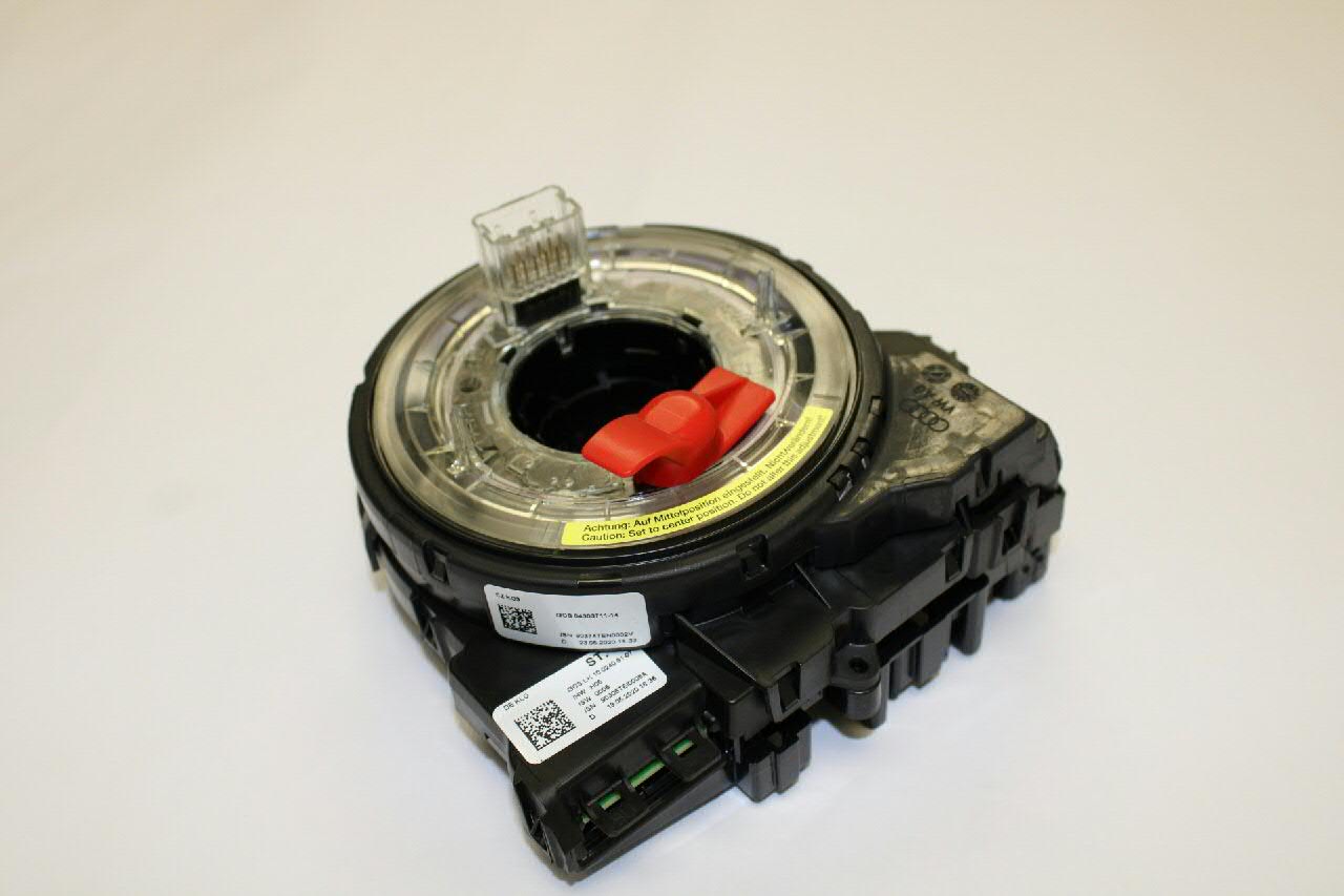 Pierścień kontaktowy AIRBAG, taśma kierownicy 8K0953568M VAG