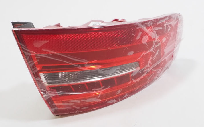 8K9945095D VAG