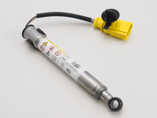  VAG 8V0823823F cena, od 146,42 USD