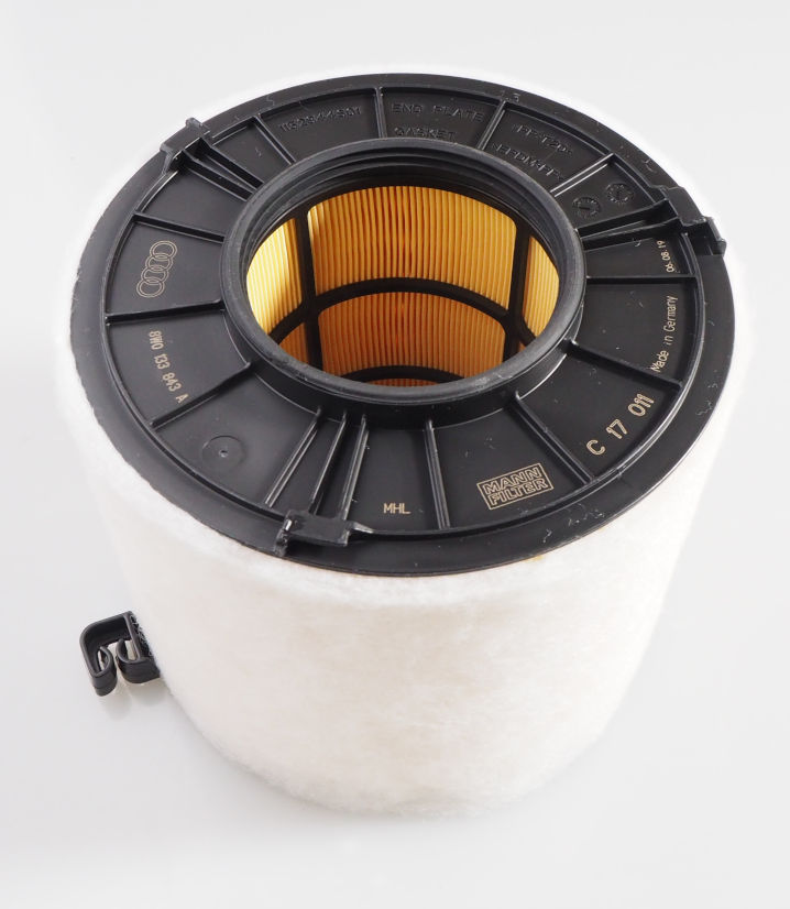 8W0133843A VAG Filtr powietrza