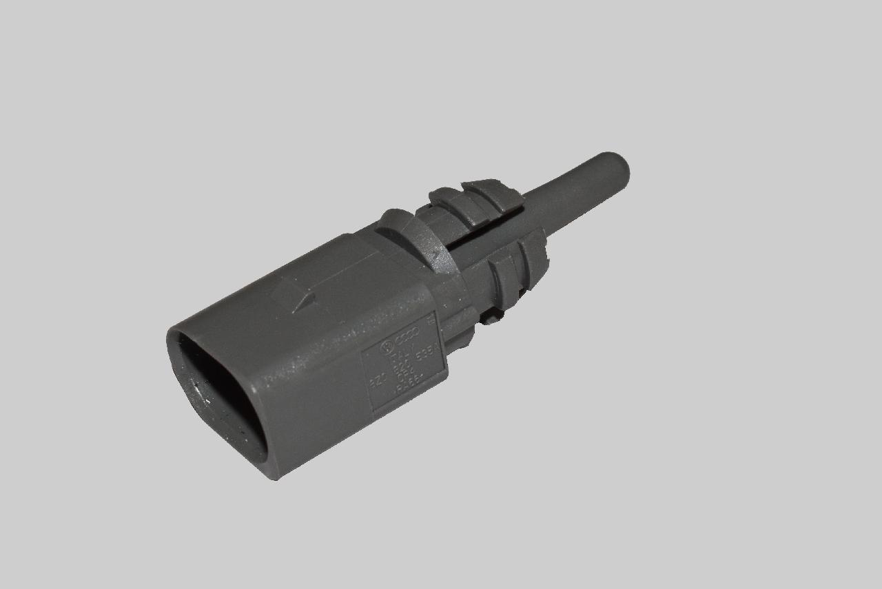 Czujnik temperatury zewnętrznej VAG 8Z0820535A cena, od 10,72 USD